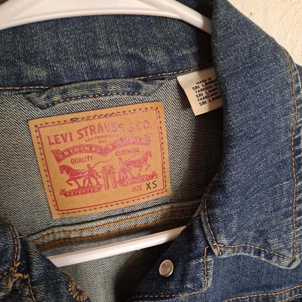 Artesian Levi's vest with sleeves attached - Picture 9 of 10